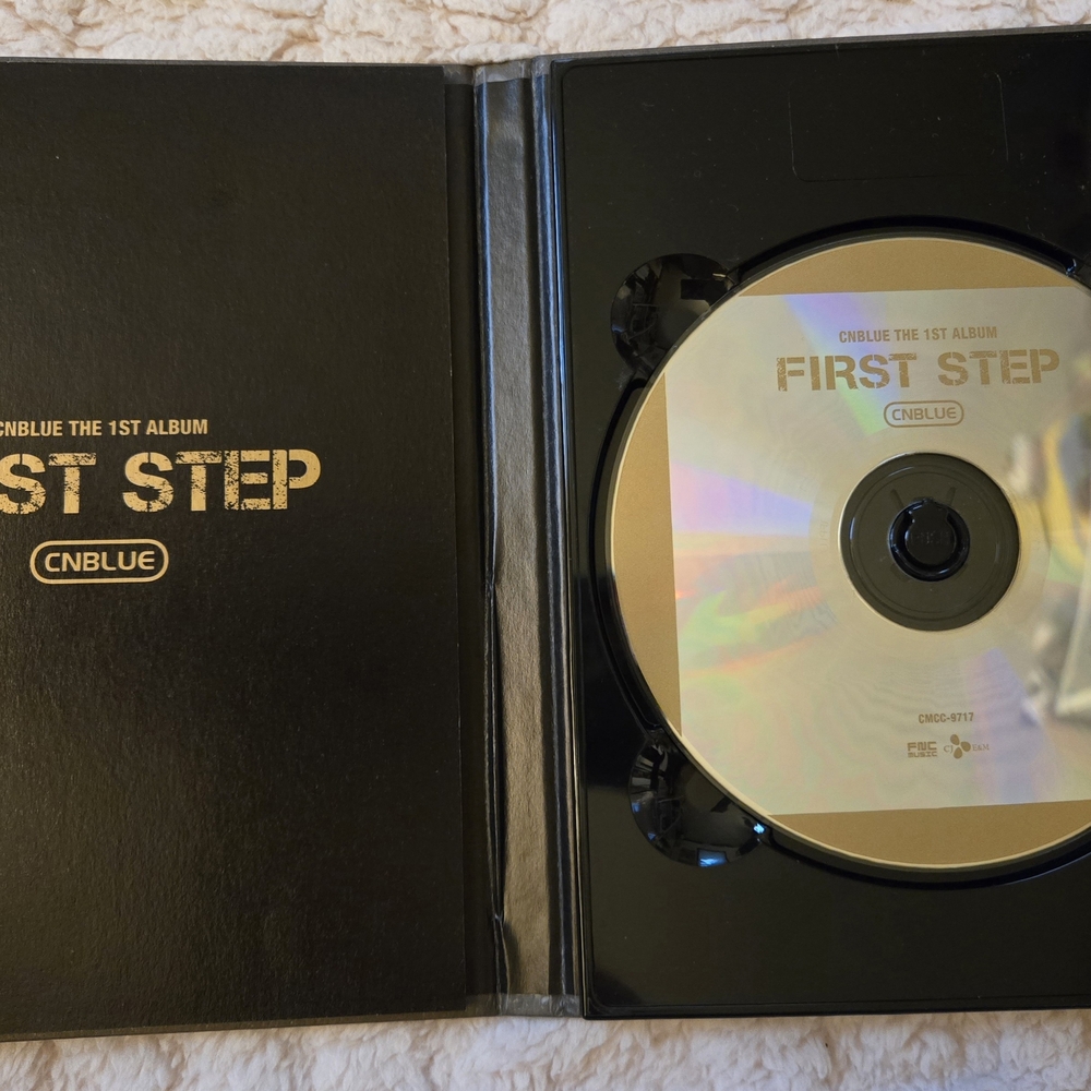 First Step Album - Brown - Picture 3 of 3